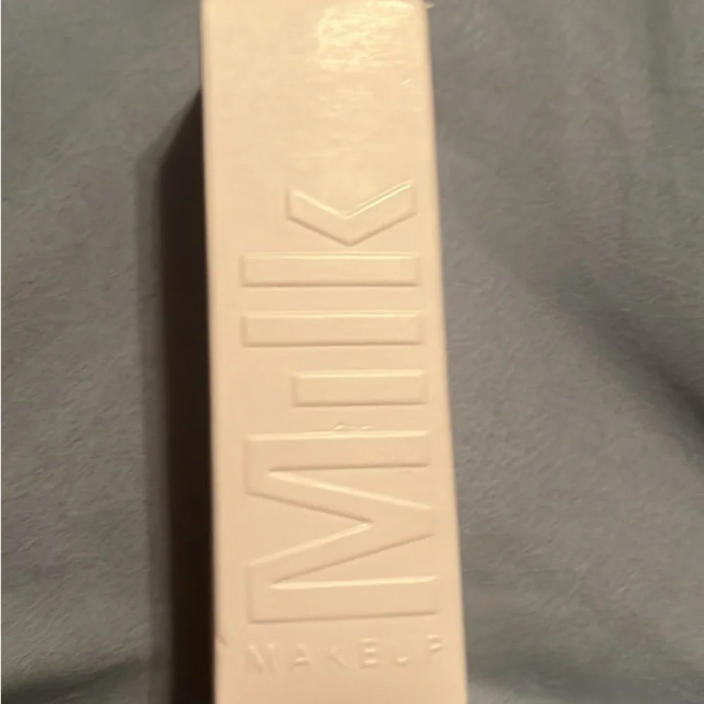 Milk Makeup Cream Makeup-Amber